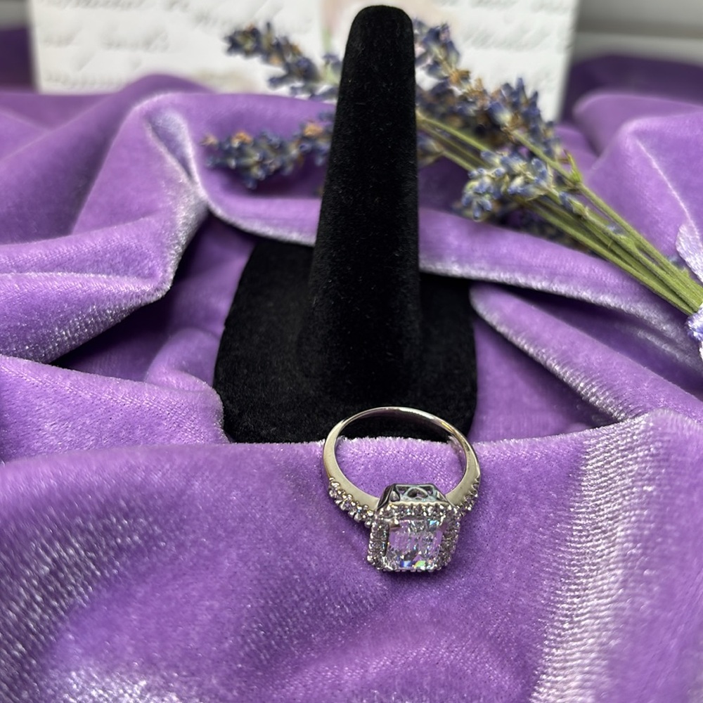 💍 ✈️ 💎 Exquisitely crafted! - Travel Ring Emerald cut Ring. So beautiful #EA39 - Picture 7 of 11